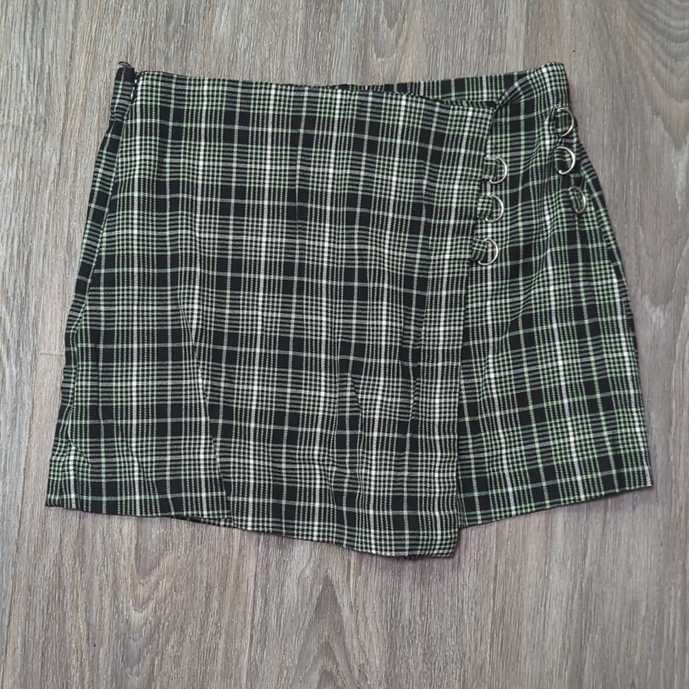 ❤️5/$25 Plaid Black and White Women's Skirt